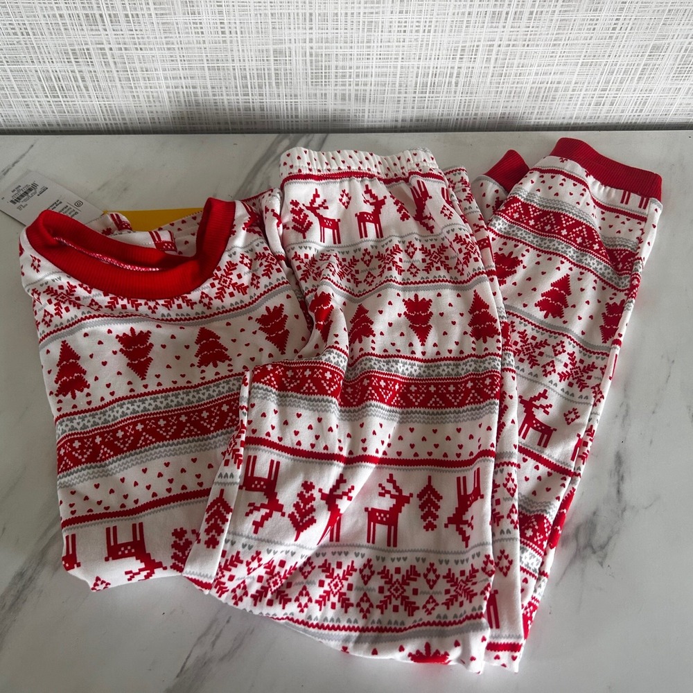 Christmas Pajamas Unisex Kids 10 Holiday Jammies For Your Families Reindeer BxN